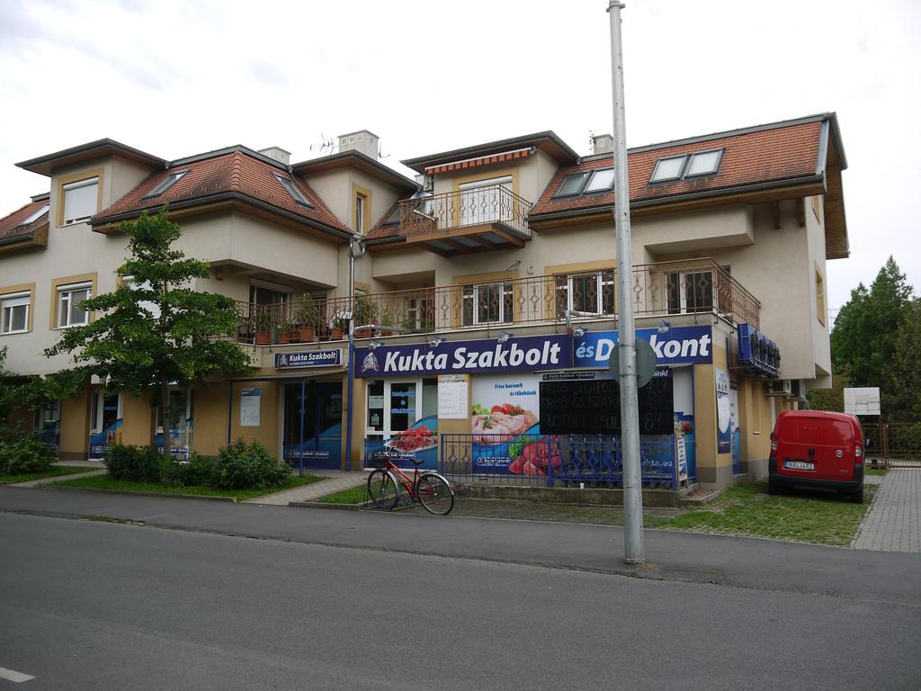 Eva 2 Apartment Hajdúszoboszló Exterior foto